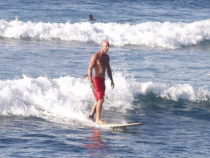 Lazy Surfing - Hookipa Beach