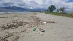 A lot of rubbish - Wailoaloa Beach, Fiji Island, Viti Levu