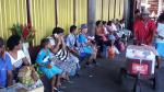 Waiting for the bus - Local market, City of Lautoka, Fiji Island, Viti Levu