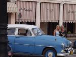 waiting for the driver - Cienfuegos, Cuba