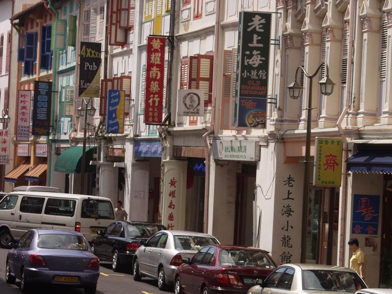 Very busy - Chinatown Complex, Singapore