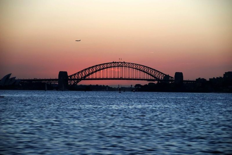 Sunset_at_Harbour_Bridge_Sydney_New_South_Wales_Australia.jpg