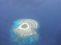 Pazifische Spiegeleier -  Flug über Ha'apai Islands