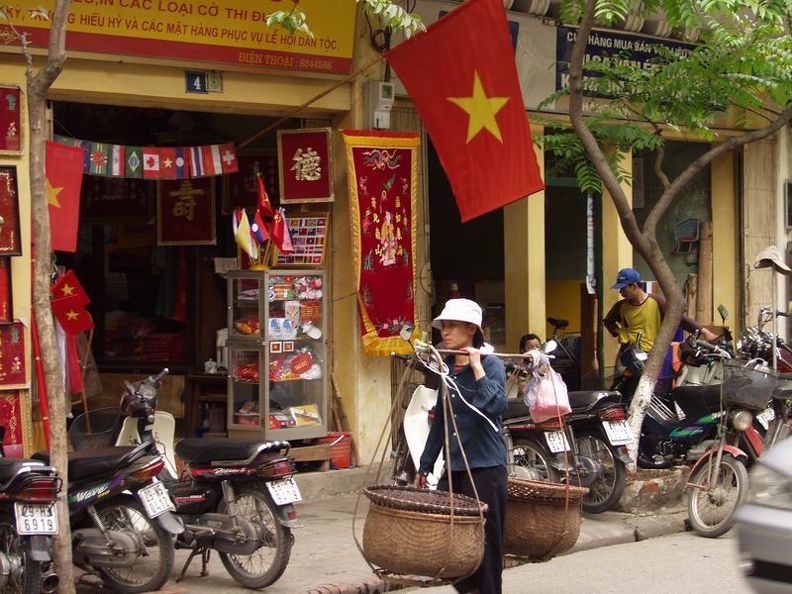 Vietnamese_Fast_Food_Old_Quarter_Hanoi_Vietnam.jpg