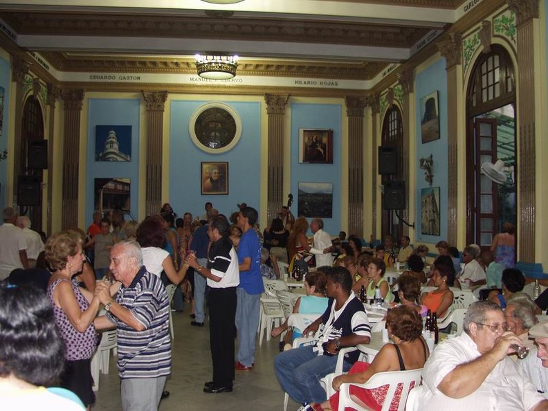 Buena_Vista_Social_Club_Asociacion_Canaria_de_Cuba_Old_Havana_Cuba.jpg