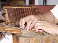 rolling the cigar - Trinidad, Sancti Spiritus province, Cuba